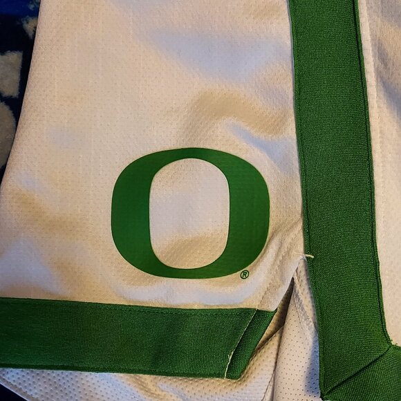 Oregon Ducks Nike shorts Size M - Picture 2 of 3